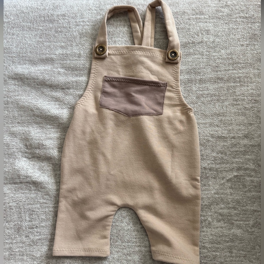 SITTER BOY PHOTO OUTFIT 9-12 MONTHS